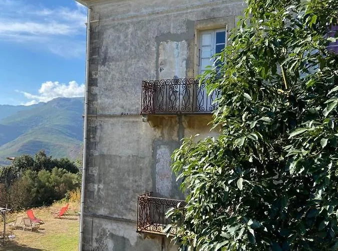 Maison D'americains Lapedina * Pietracorbara