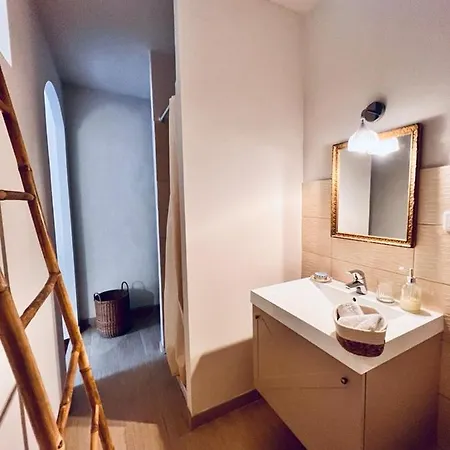 Maison D'americains Lapedina Apartamento *