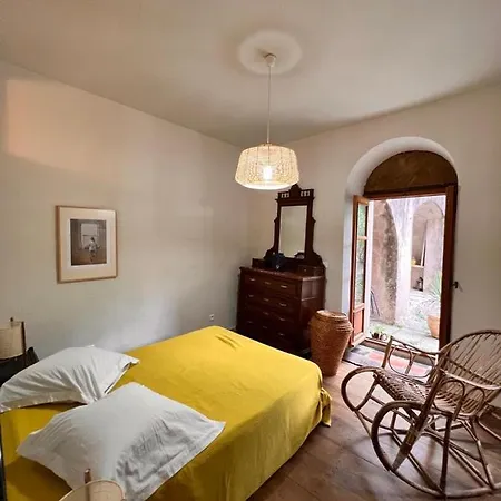 Maison D'americains Lapedina *