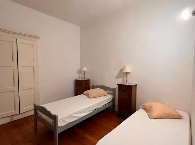 Maison D'americains Lapedina Apartamento *